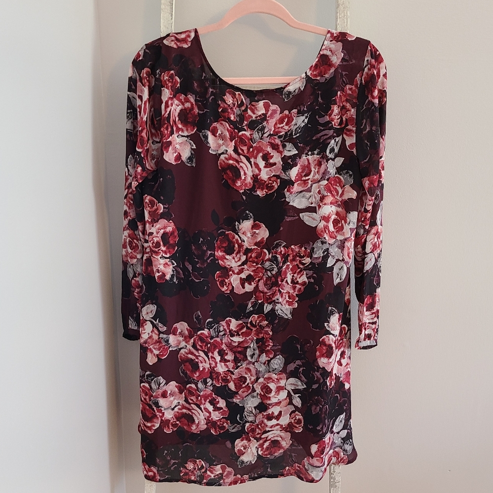 Cupcakes & cashmere♡ Floral long sleeve dress - Picture 4 of 4